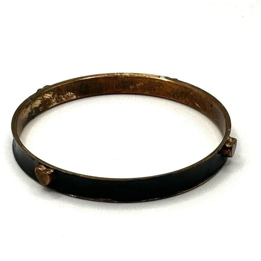 Black heart bangle bracelet